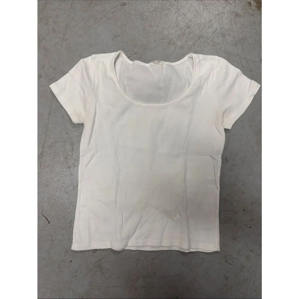 Classic White Scoop Neck Women's Top JOHN GALT T Shirt - ONE SIZE